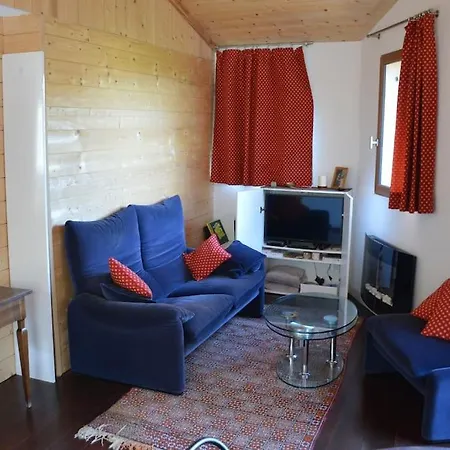 Chalet, Quiet, With View And Pool *