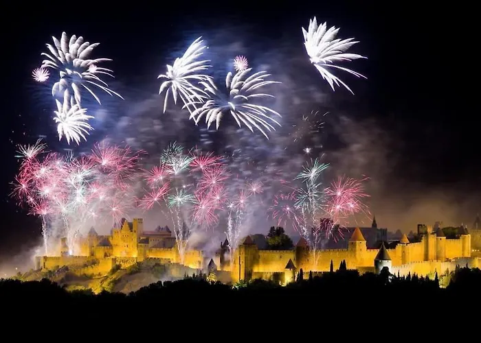 Chalet, Quiet, With View And Pool *