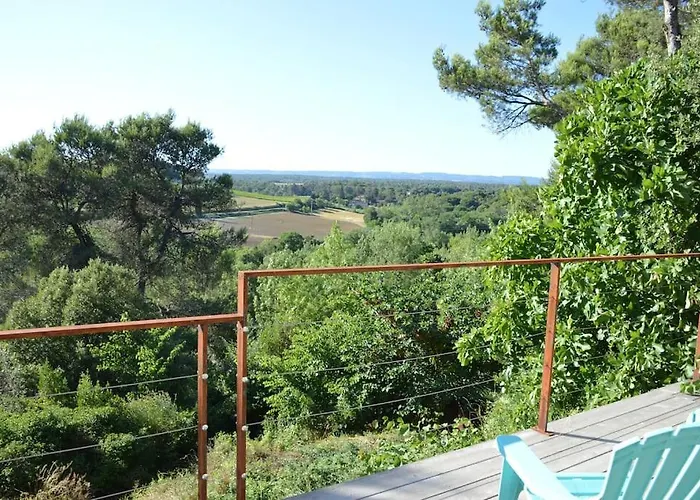 Chalet, Quiet, With View And Pool