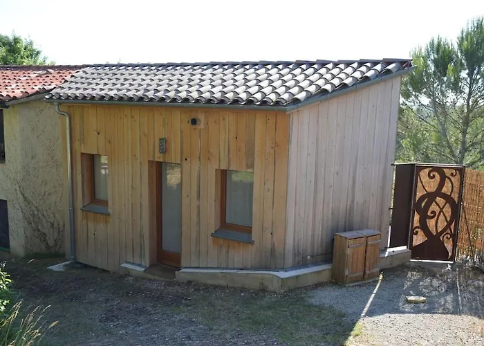 Chalet, Quiet, With View And Pool شاليه